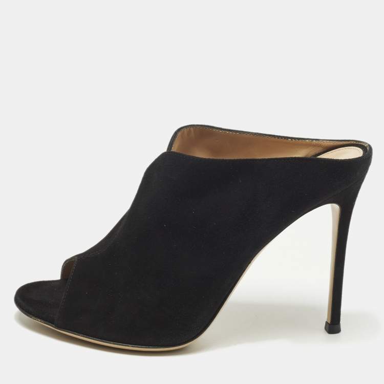 Pre Owned Gianvito Rossi Size 39.5 Black Suede Open Toe Mules