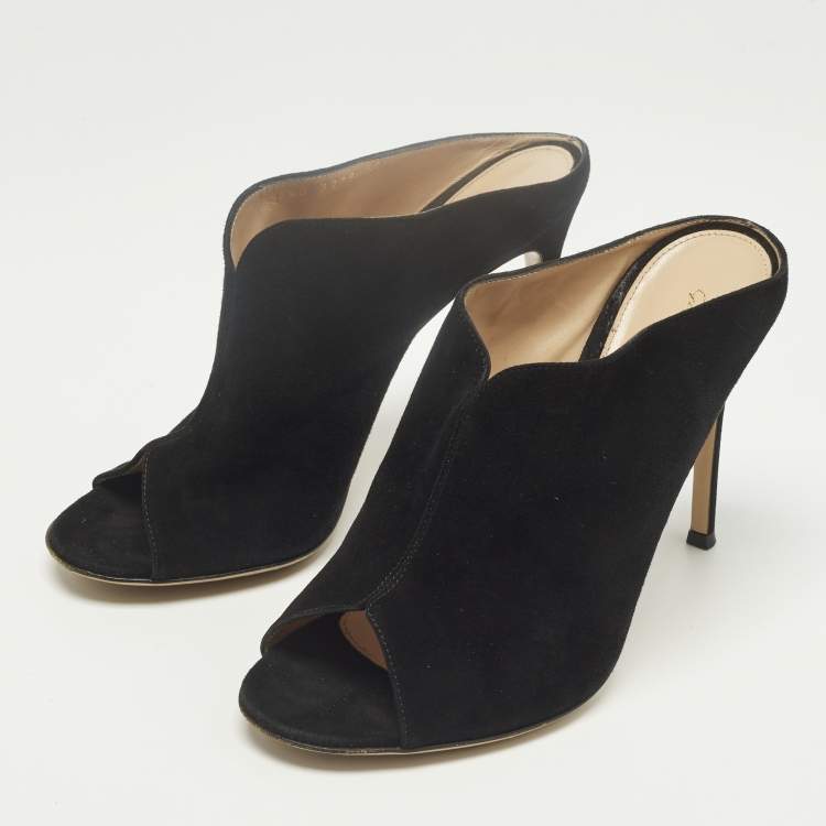 Pre Owned Gianvito Rossi Size 39.5 Black Suede Open Toe Mules