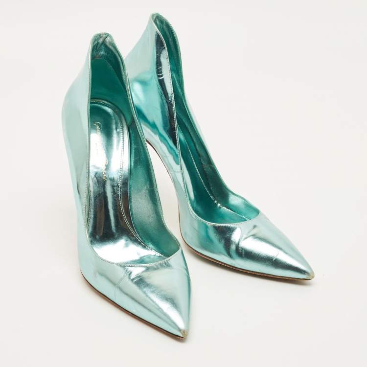 Pre Owned Gianvito Rossi Decollete Size 39 Metallic Blue Leather Pumps