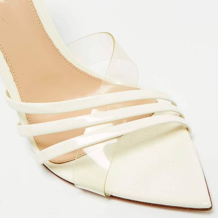 Pre Owned Gianvito Rossi Elle Size 40 Cream Patent Leather and PVC Slide Sandals