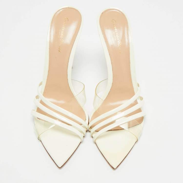 Pre Owned Gianvito Rossi Elle Size 40 Cream Patent Leather and PVC Slide Sandals