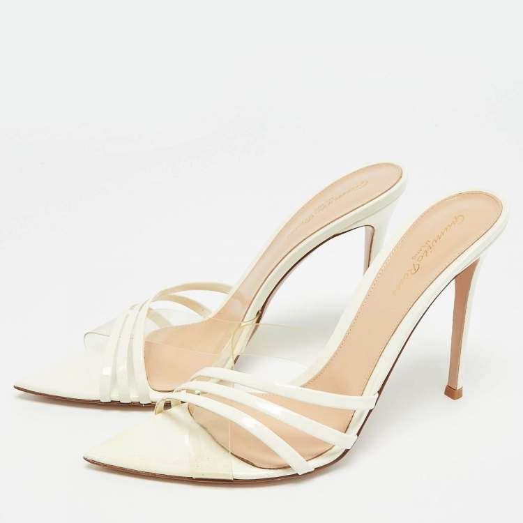 Pre Owned Gianvito Rossi Elle Size 40 Cream Patent Leather and PVC Slide Sandals