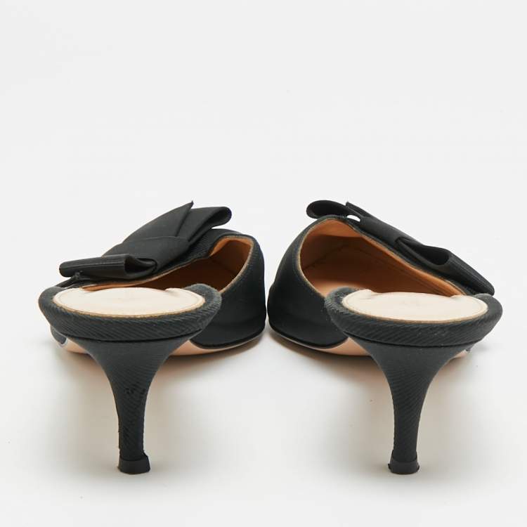Pre Owned Gianvito Rossi Kyoto Bow Size 38.5 Black Canvas Mules