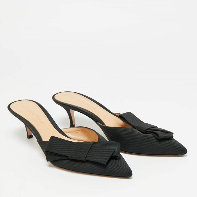 Pre Owned Gianvito Rossi Kyoto Bow Size 38.5 Black Canvas Mules