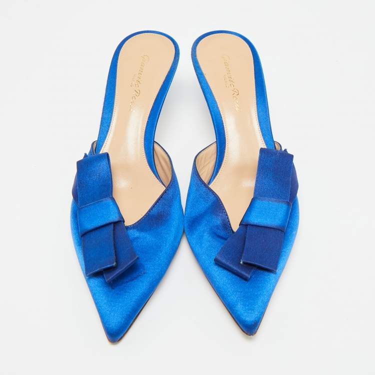 Pre Owned Gianvito Rossi Kyoto Bow Size 39 Blue Satin Mules