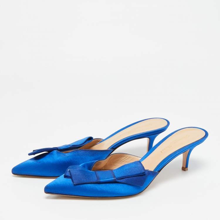 Pre Owned Gianvito Rossi Kyoto Bow Size 39 Blue Satin Mules