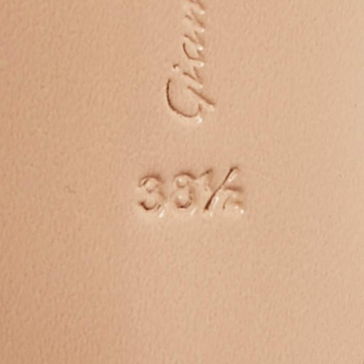 Pre Owned Gianvito Rossi Gianvito Size 38.5 White Leather Pumps