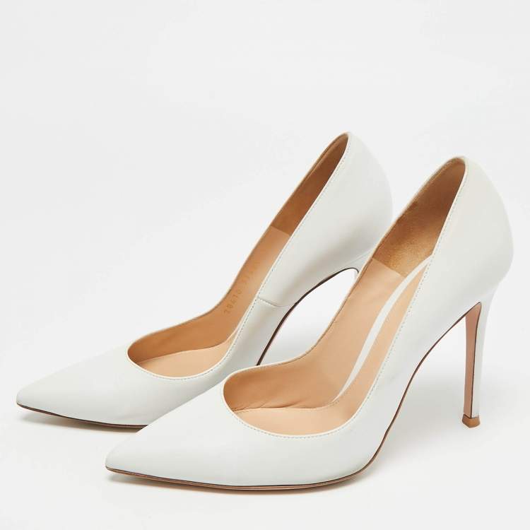 Pre Owned Gianvito Rossi Gianvito Size 38.5 White Leather Pumps