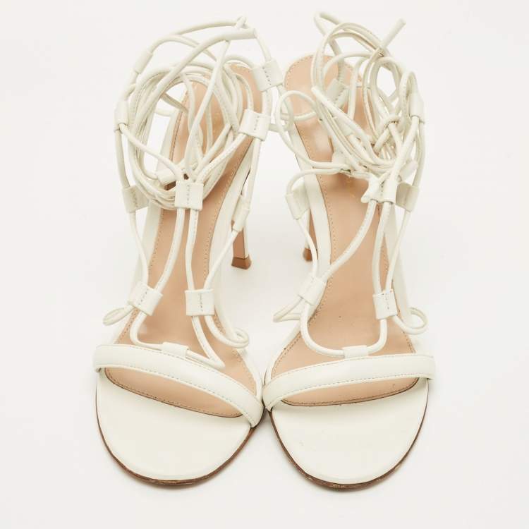 Pre Owned Gianvito Rossi Sylvie Size 38 White Leather Ankle Strap Sandals