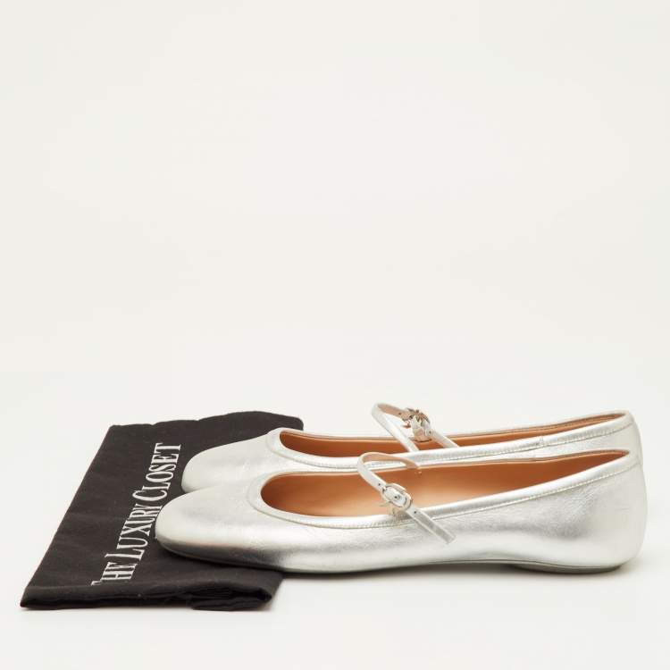 Pre Owned Gianvito Rossi Carla Size 41 Silver Leather Mary Jane Ballet Flats