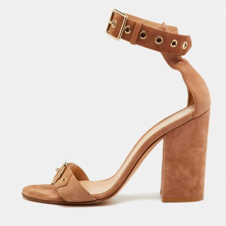 Pre Owned Gianvito Rossi Hayes Buckle Size 39 Beige Suede Block Heel Ankle Strap Sandals