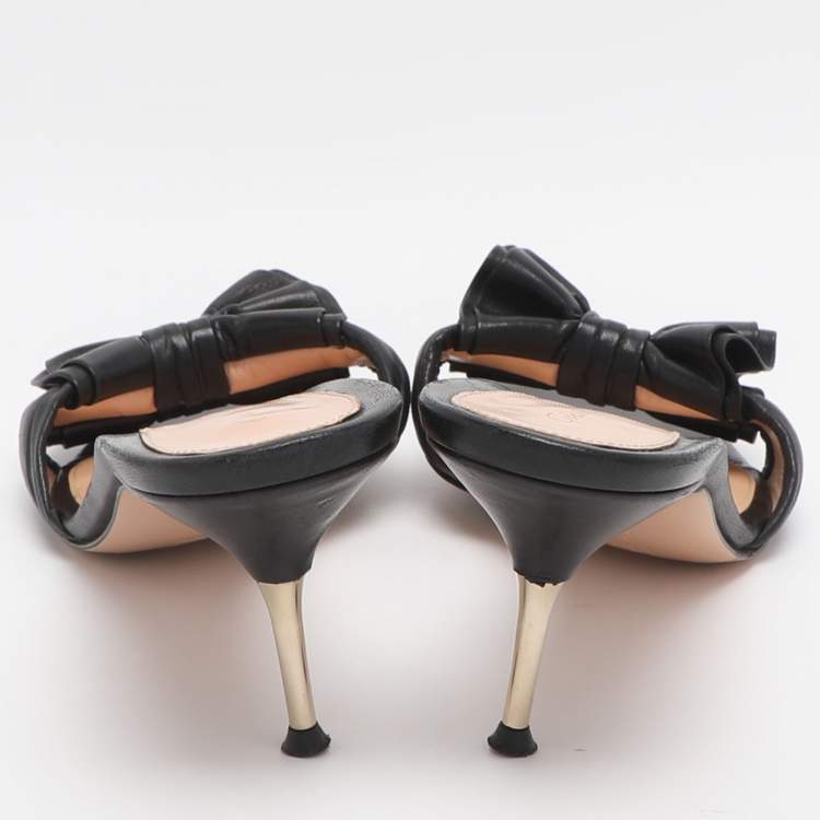 Pre Owned Gianvito Rossi Size 39 Black Leather Bow Slide Sandals