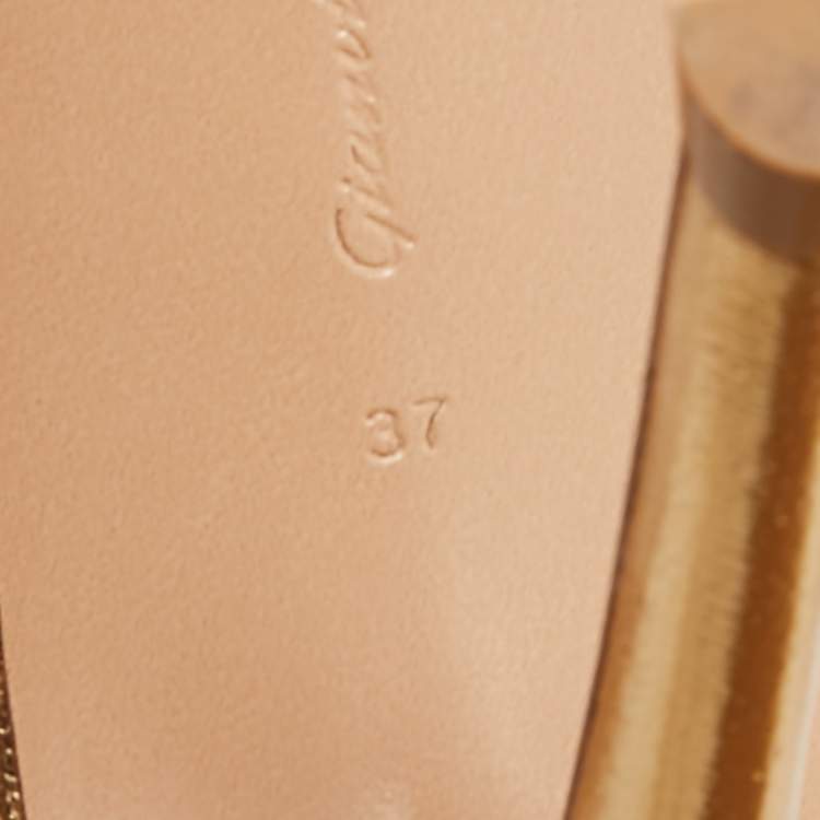 Pre Owned Gianvito Rossi Sylvie Size 37 Gold Leather Ankle Strap Sandals