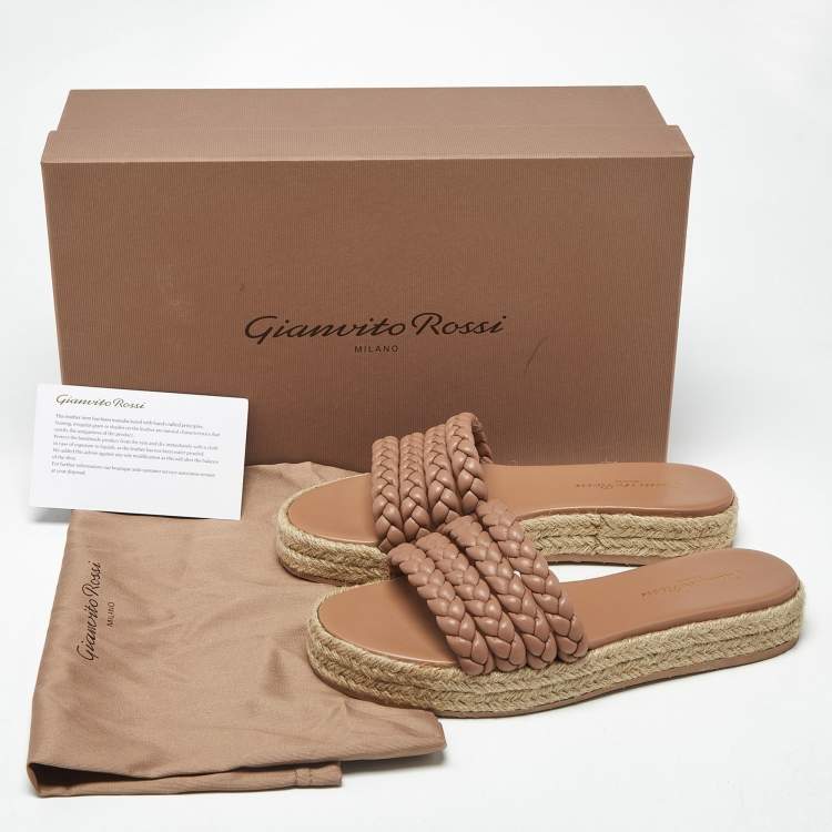 مملوكة مسبقًا Gianvito Rossi Marbella Size 38 Beige Braided Leather Slide Sandals