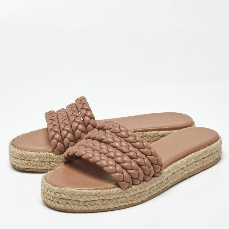 مملوكة مسبقًا Gianvito Rossi Marbella Size 38 Beige Braided Leather Slide Sandals
