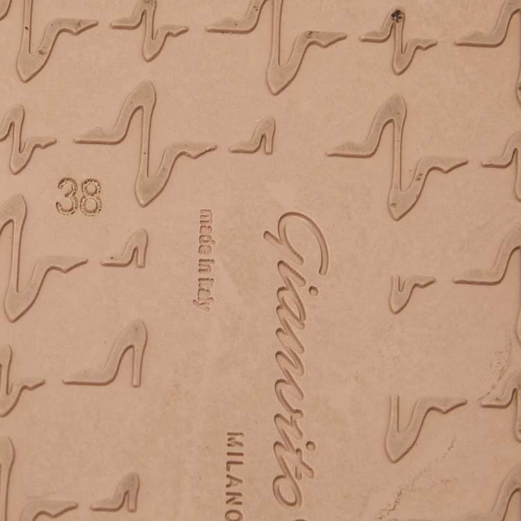 مملوكة مسبقًا Gianvito Rossi Marbella Size 38 Beige Braided Leather Slide Sandals