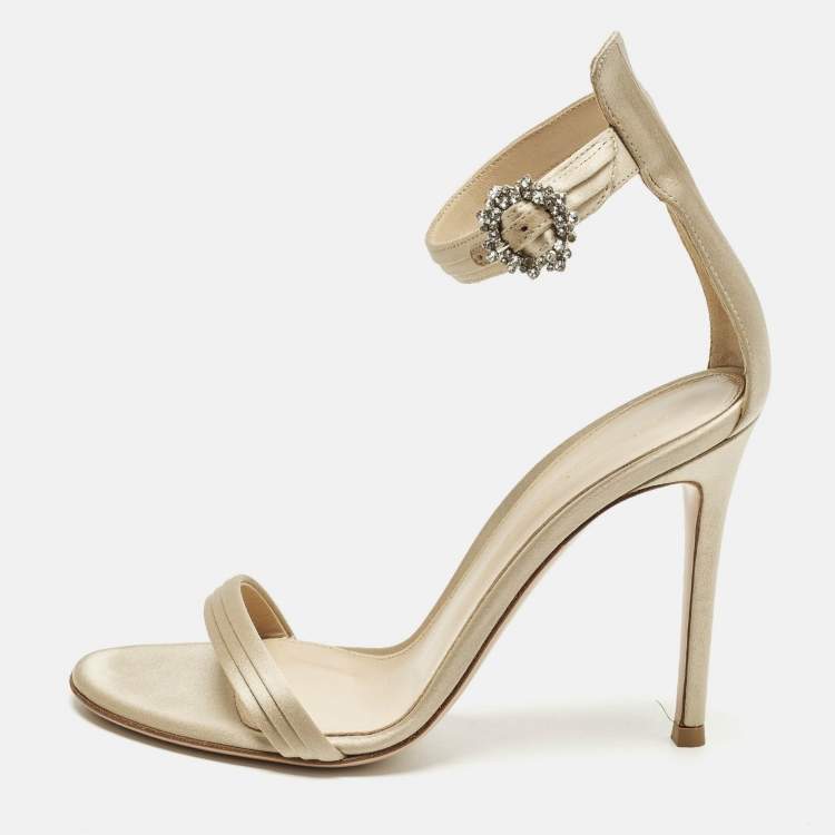Pre Owned Gianvito Rossi Portofino Size 36 Beige Satin Ankle Strap Sandals