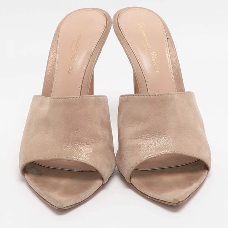 Pre Owned Gianvito Rossi Elle Size 35 Beige Suede Slide Sandals