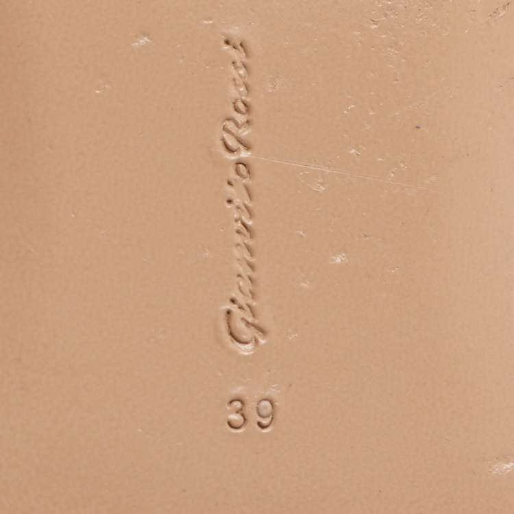 Pre Owned Gianvito Rossi Size 39 Transparent PVC Crystal Embellished Ankle Strap Flats