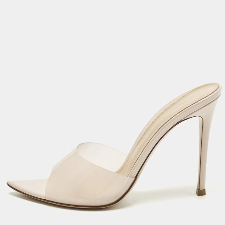مملوكة مسبقًا Gianvito Rossi Elle Size 38 Beige PVC Mules