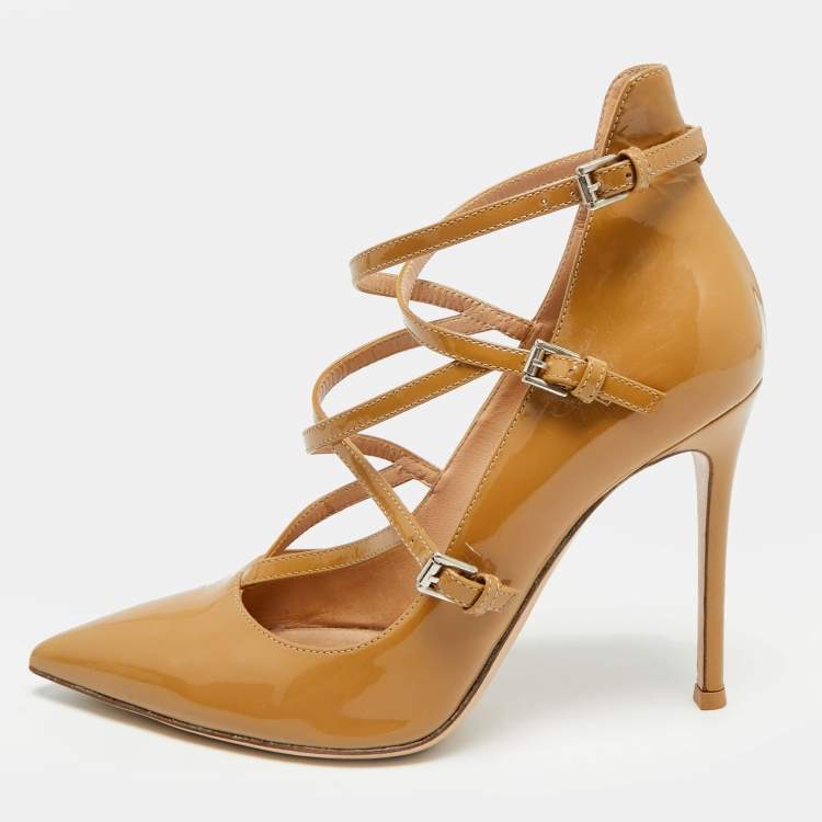 Pre Owned Gianvito Rossi Size 37.5 Beige Patent Leather Crisscross Pointed Toe Pumps