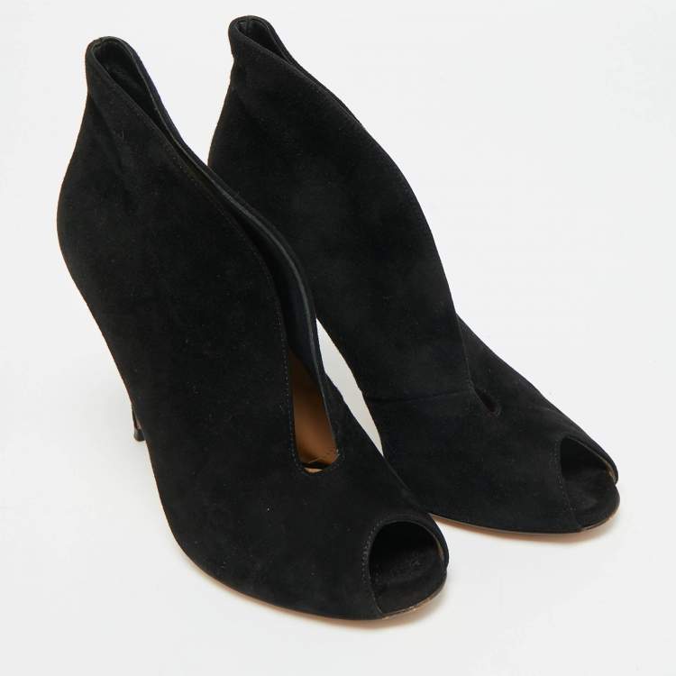 Pre Owned Gianvito Rossi Vamp Size 37 Black Suede Peep Toe Booties