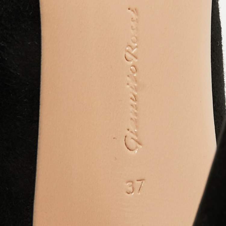 Pre Owned Gianvito Rossi Vamp Size 37 Black Suede Peep Toe Booties