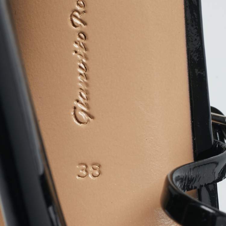 Pre Owned Gianvito Rossi Manhattan Size 38 Black Patent Leather Ankle Strap Sandals