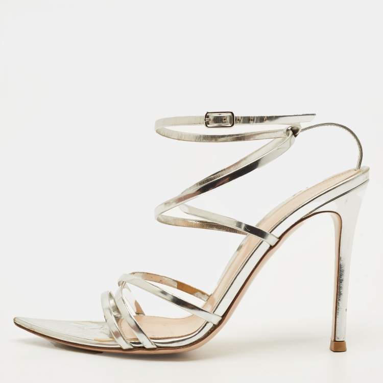Pre Owned Gianvito Rossi Ettie Size 37 Silver Patent Leather Ankle Strap Sandals