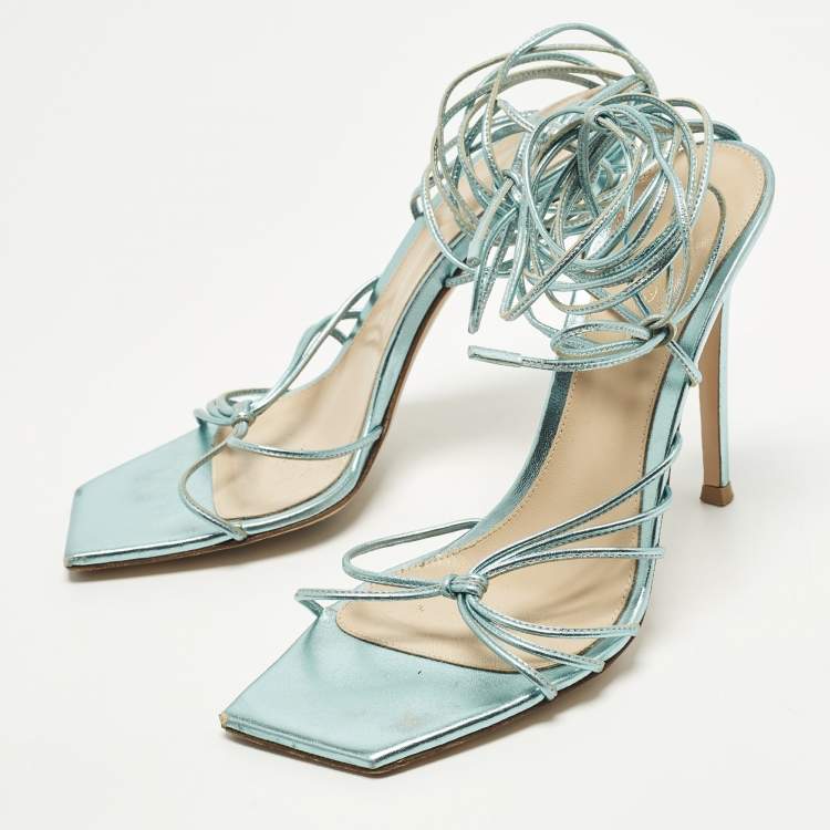Pre Owned Gianvito Rossi Sylvie Size 39 Blue Leather Ankle Strap Sandals