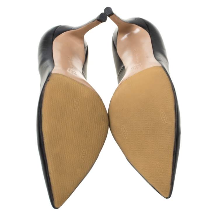 Pre Owned Gianvito Rossi Black Leather Pointed Toe Pumps Size 37.5
