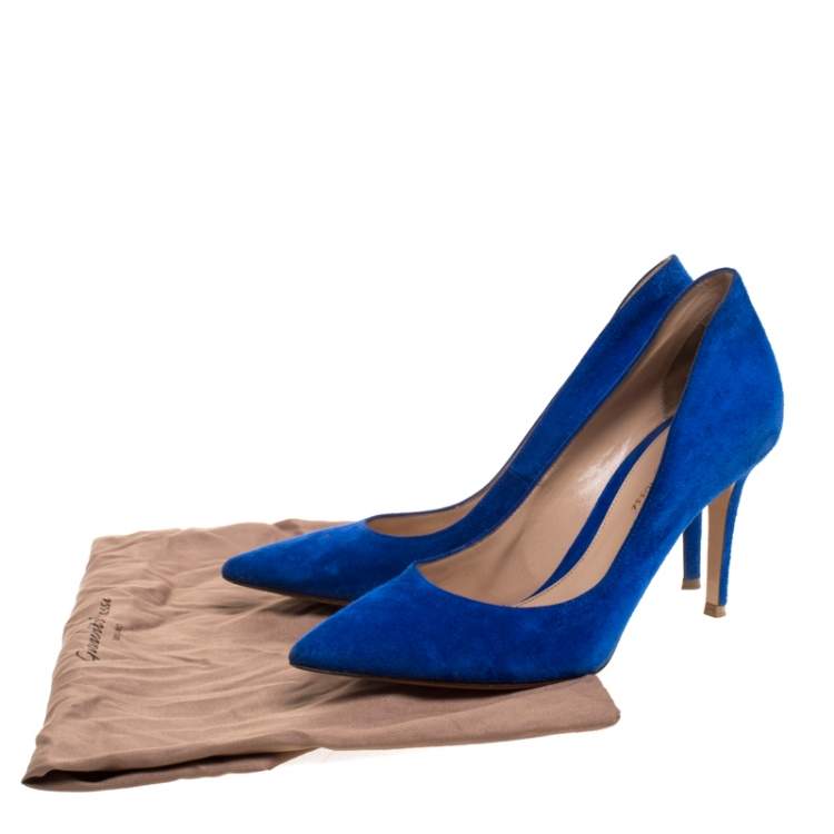 Pre Owned Gianvito Rossi Blue Suede Pointed Toe Pumps Size 39
