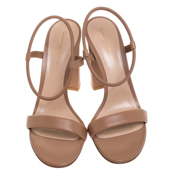 Pre Owned Gianvito Rossi Brown Leather Nikki Ankle Strap Sandals Size 41