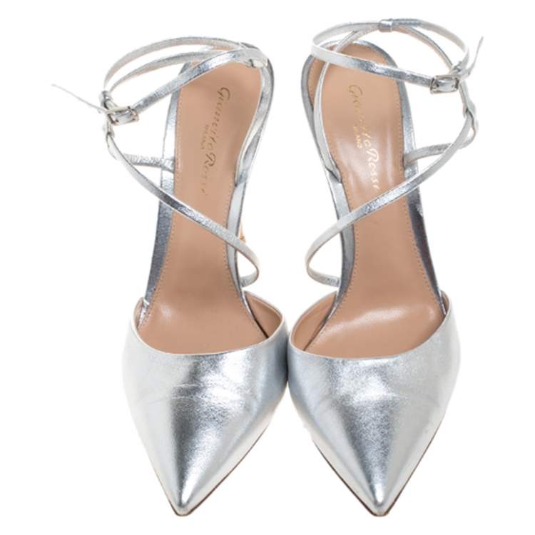 Pre Owned Gianvito Rossi Silver Leather Pointed Toe Ankle Strap Sandals Size 39