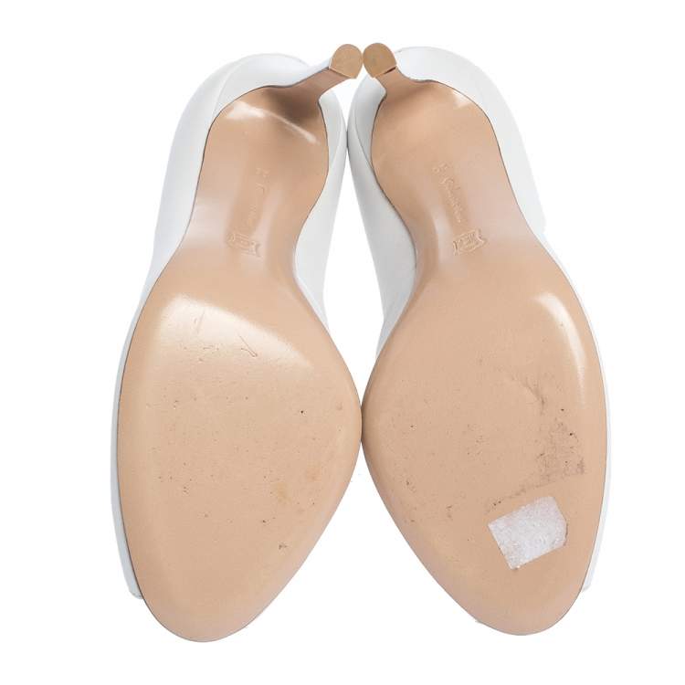 Pre Owned Gianvito Rossi White Leather V Neck Peep Toe Booties Size 36