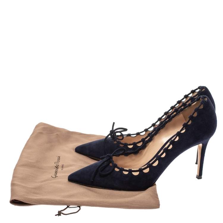 Pre Owned Gianvito Rossi Blue Suede Lace Bow Pumps Size 39