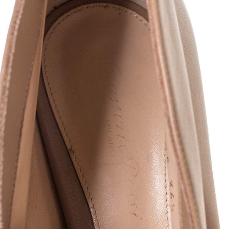 Pre Owned Gianvito Rossi Beige Leather V Neck Peep Toe Booties Size 36.5