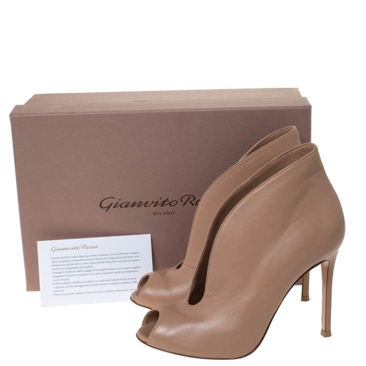 Pre Owned Gianvito Rossi Beige Leather V Neck Peep Toe Booties Size 36.5