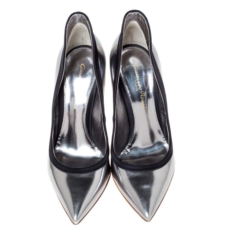 Pre Owned Gianvito Rossi Metallic/Black Leather and Satin Pointed Toe Pumps Size 35.5