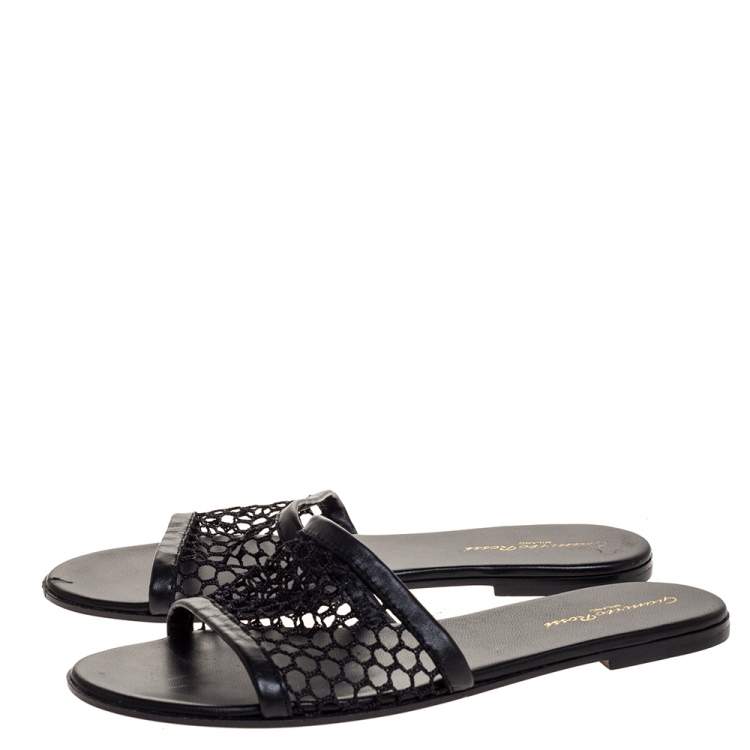 Pre Owned Gianvito Rossi Black Fish Net And Leather Trim Flat Sandals Size 38.5