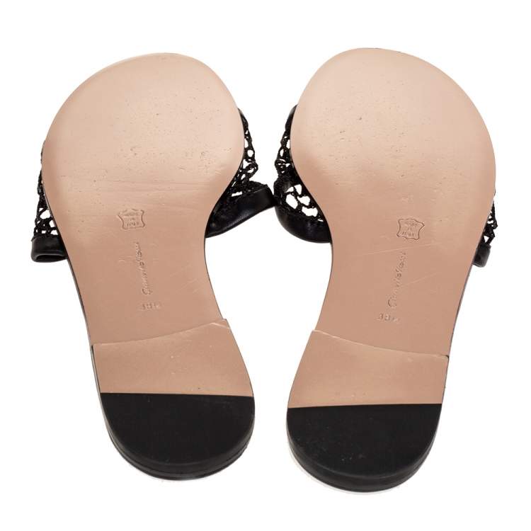 Pre Owned Gianvito Rossi Black Fish Net And Leather Trim Flat Sandals Size 38.5