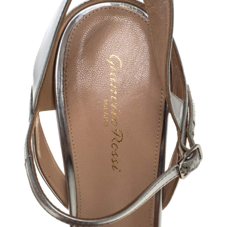 Pre Owned Gianvito Rossi Silver Leather Ankle Strap Sandals Size 41