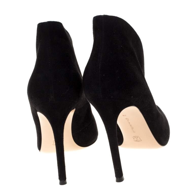 Pre Owned Gianvito Rossi Black Suede Vamp Peep Toe Booties Size 38
