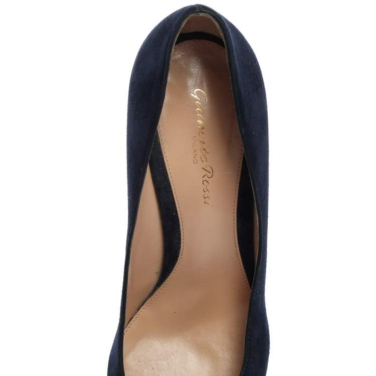 Pre Owned Gianvito Rossi Blue Suede Pointed Toe Pumps Size 38