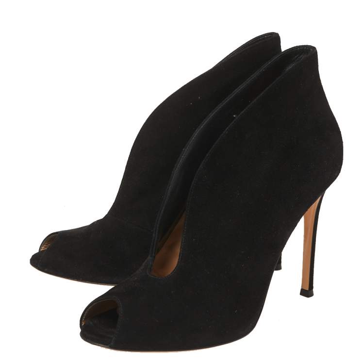 Pre Owned Gianvito Rossi Black Suede Vamp Peep Toe Booties Size 39