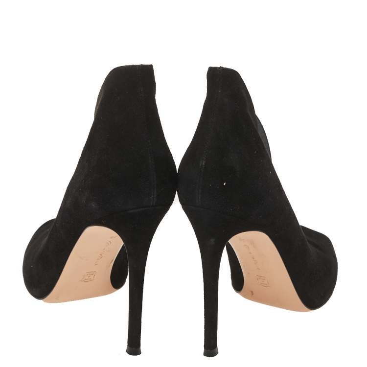 Pre Owned Gianvito Rossi Black Suede Vamp Peep Toe Booties Size 39