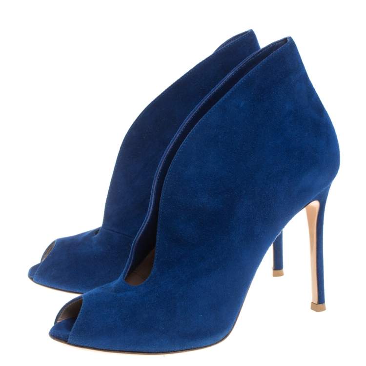 Pre Owned Gianvito Rossi Blue Suede Vamp Peep Toe Booties Size 36
