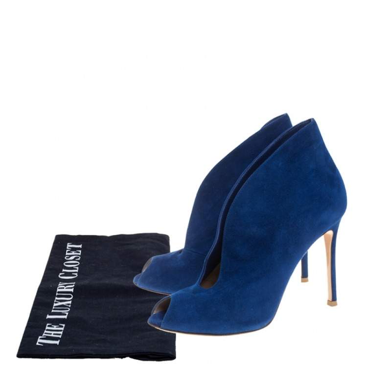 Pre Owned Gianvito Rossi Blue Suede Vamp Peep Toe Booties Size 36