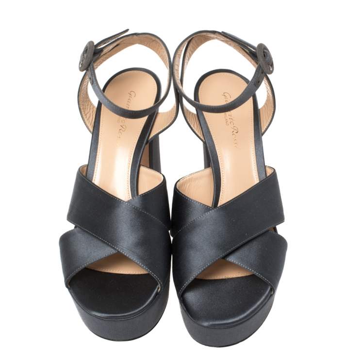 Pre Owned Gianvito Rossi Grey Satin Criss Cross Platform Sandals Size 39