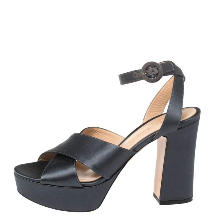 Pre Owned Gianvito Rossi Grey Satin Criss Cross Platform Sandals Size 39